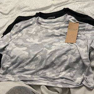 Max & Allie cropped t shirt in camo and black